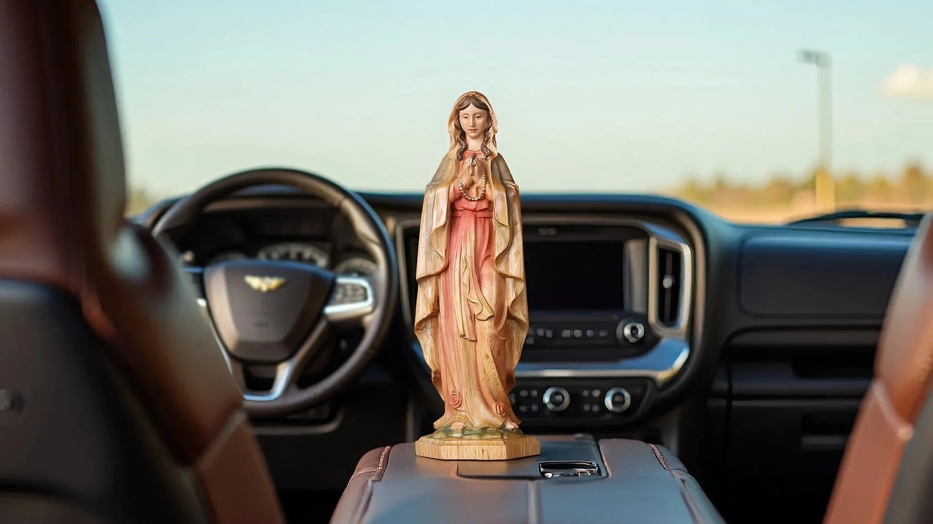 The Warm Madonna: A Trucker's -34°C Blizzard Miracle - QIADGE